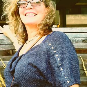 Meet your Posher, Stacey